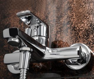 WasserKRAFT Dill 6101 Смеситель для ванны с коротким изливом