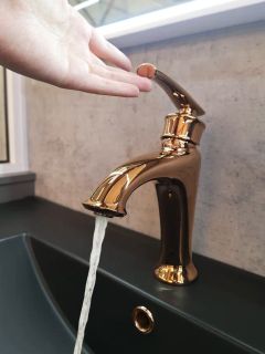 Смеситель для раковины AltroBagno Beatrice 0115 R Or