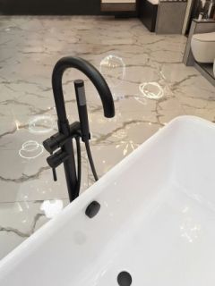 Смеситель для ванны AltroBagno Metropoli 020202 NeOp черный матовый