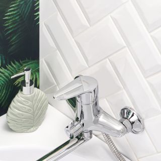 Смеситель для ванны с душем BOOU B8282-45F хром